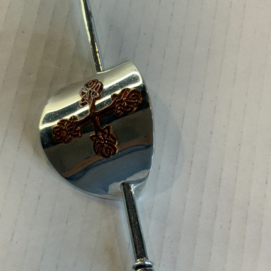Silver Brooch With Gold Cross Design   Preowned Charm